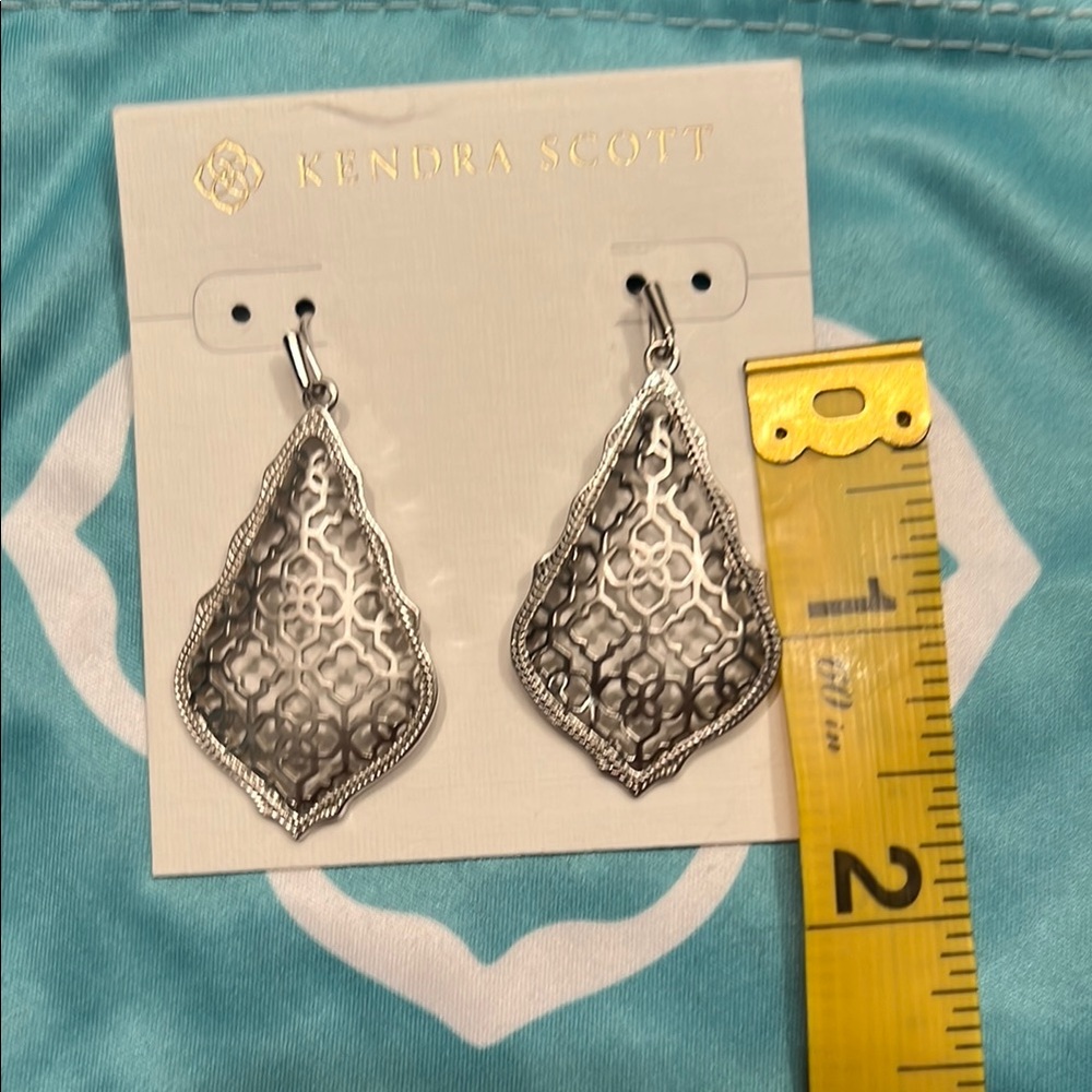 Kendra Scott Alex Drop Earrings Silver Filigree - Picture 3 of 3